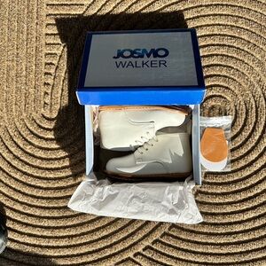 Classic White Josmo Walker Leather Baby Learn to Walk Kid Shoes Sz 5.5 Retro NWB